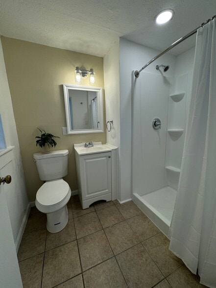 Building Photo - 23 Beauregard St