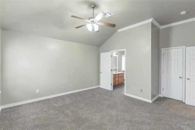 Building Photo - 8016 Breezewood Dr