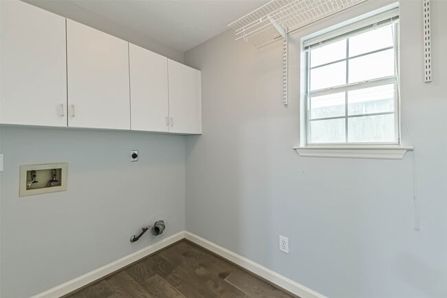 Building Photo - 3030 Jane Long League Dr