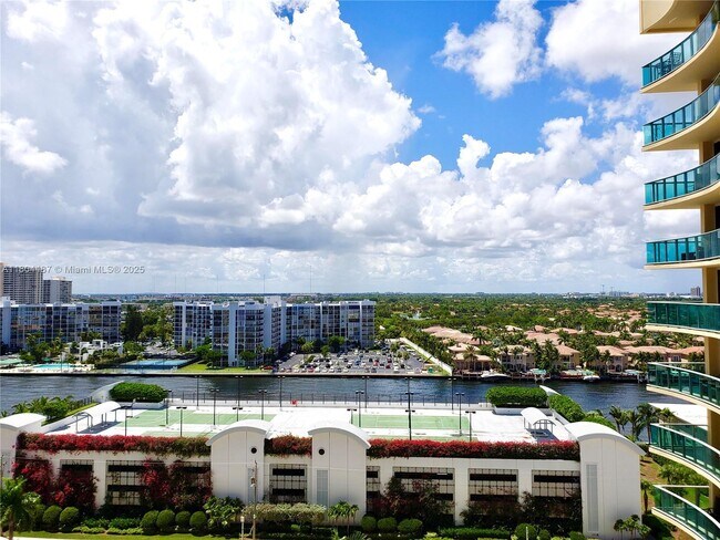 Building Photo - 2501 S Ocean Dr
