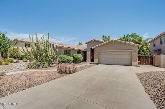 Primary Photo - 4223 S Nash Way
