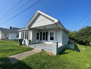 Building Photo - Must see this adorable 2 bed 1 bath bungal...