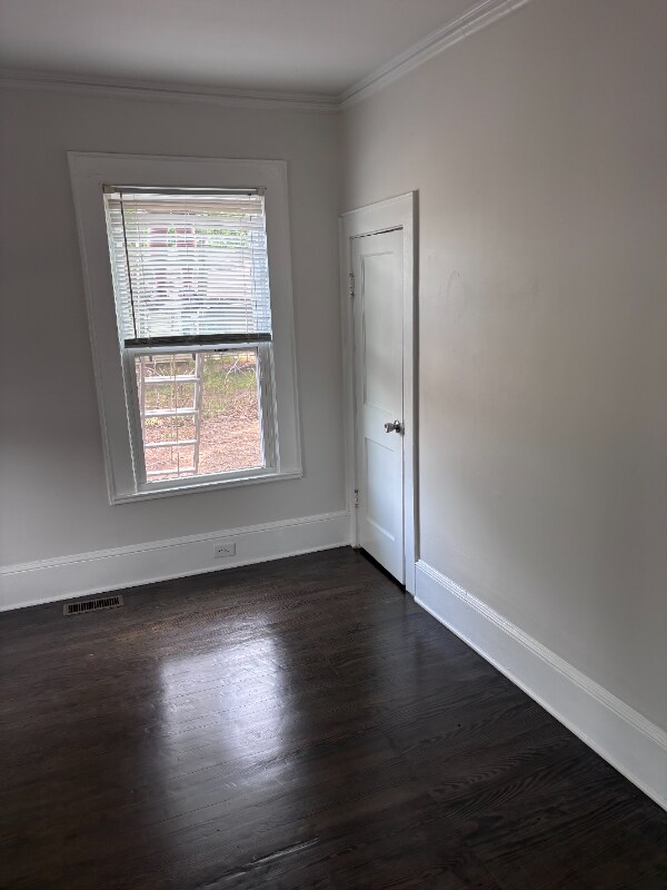 Building Photo - 538 Harris St NW