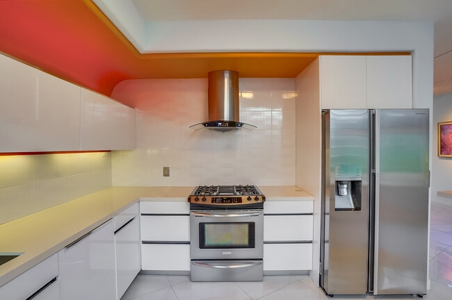 Building Photo - 1128 22nd St