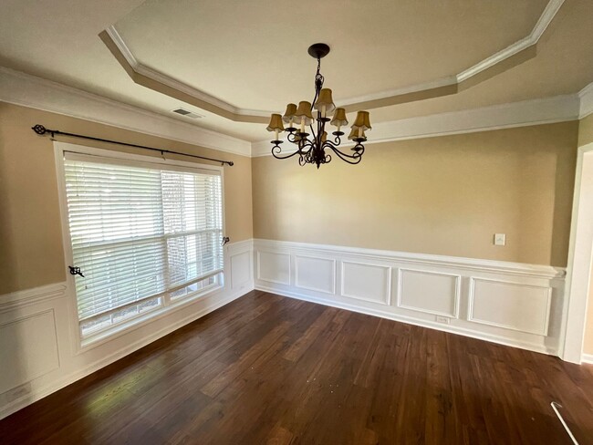 Building Photo - Spacious Four Bedroom in Morrison Plantation