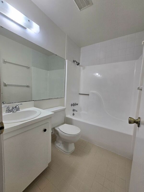 Building Photo - 3944 Spoonbill Ct