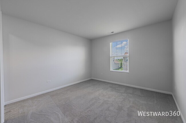 Building Photo - 3439 Birch Ln