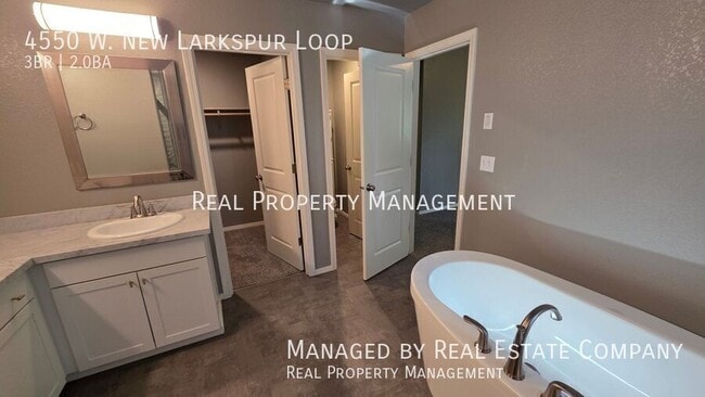 Building Photo - 4550 W New Larkspur Loop