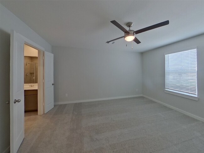Building Photo - 22802 Terrazzo Dr