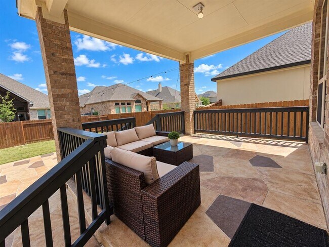 Building Photo - 1408 Saddlespur Ln