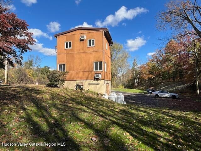 Building Photo - 1050 Lucas Ave