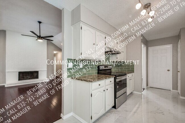 Building Photo - 2729 Dukeswood Dr