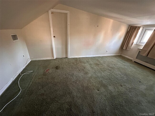 Building Photo - 91 7th St