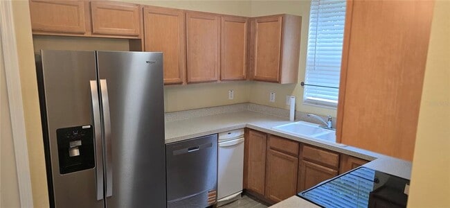 Building Photo - 11012 Black Swan Ct