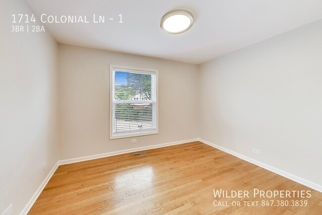 Building Photo - 1714 Colonial Ln