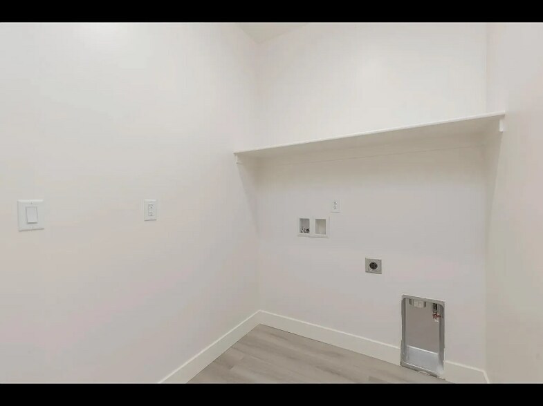 Building Photo - 297 S 1930 W