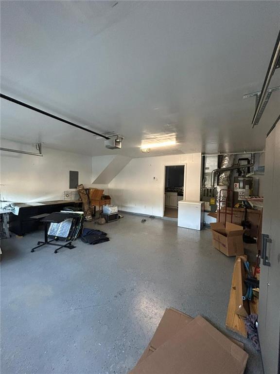 Building Photo - 5335 Lakebrooke Run