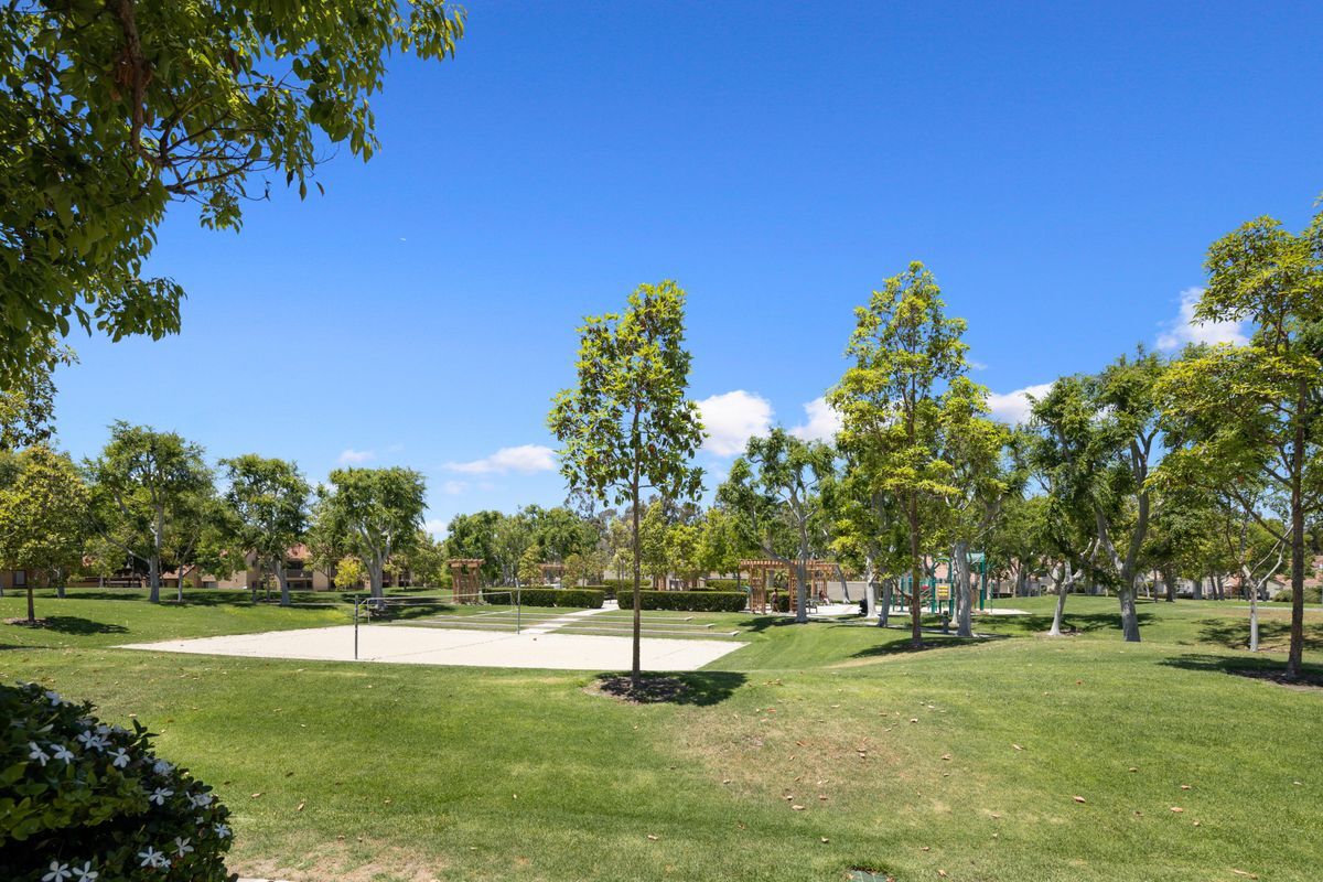 Building Photo - 19 Exeter