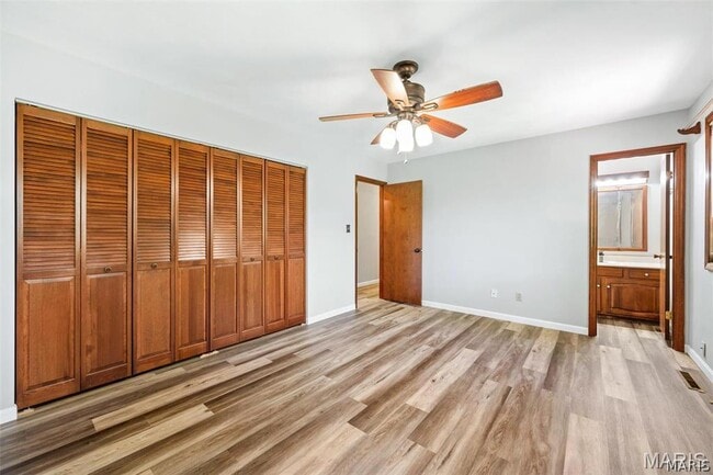 Building Photo - 6 Sandwedge Dr