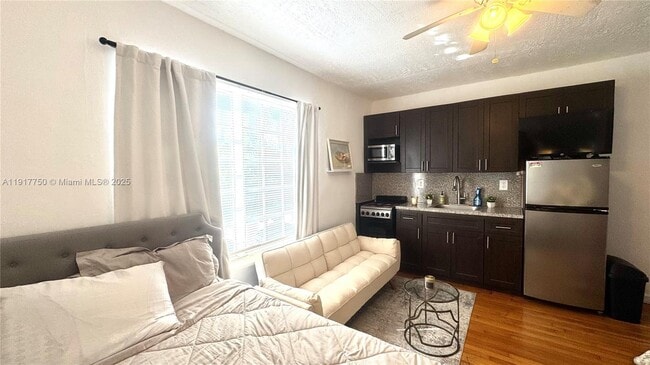 Building Photo - 751 Euclid Ave