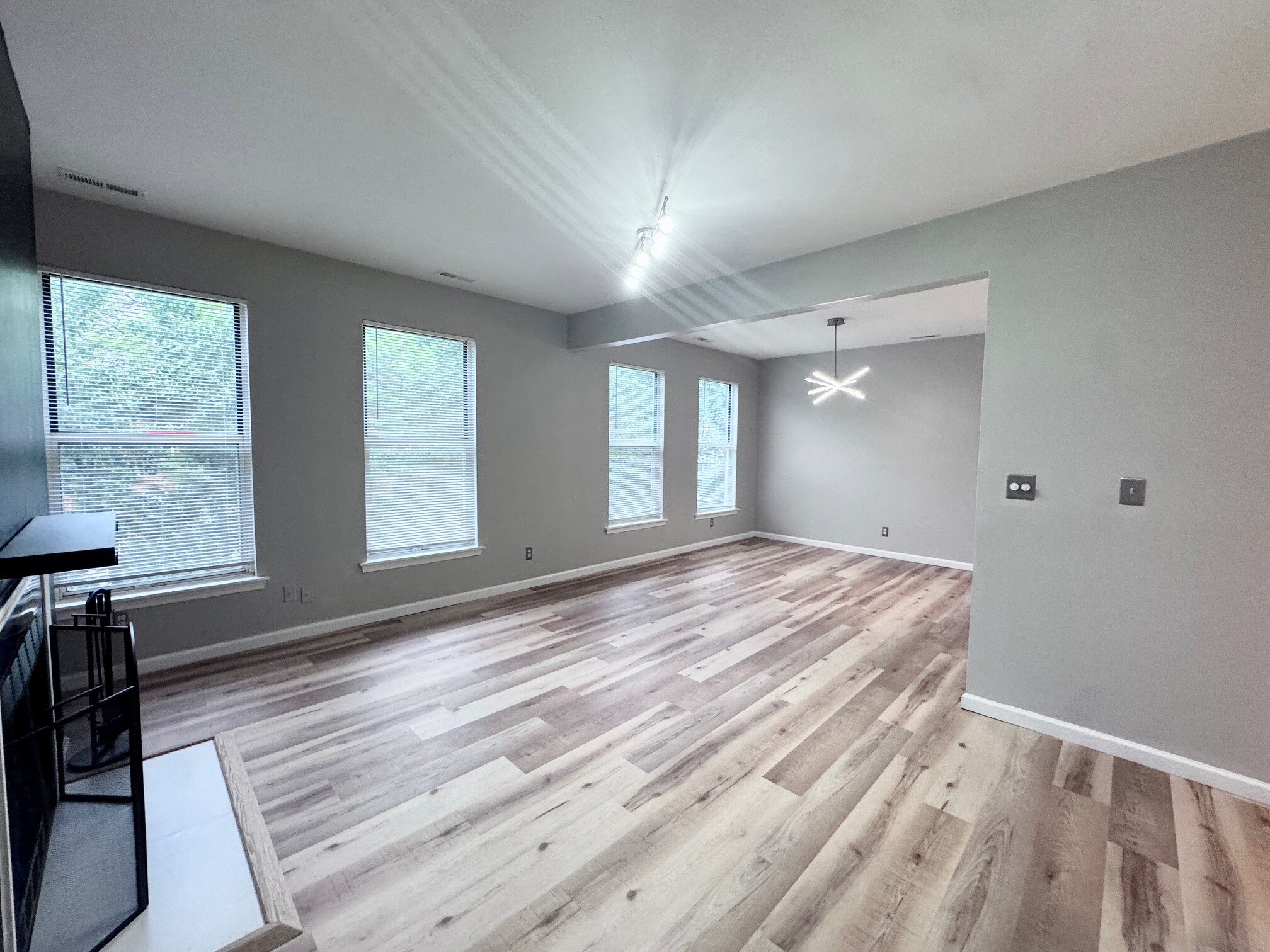 Building Photo - 2336 Rutger St