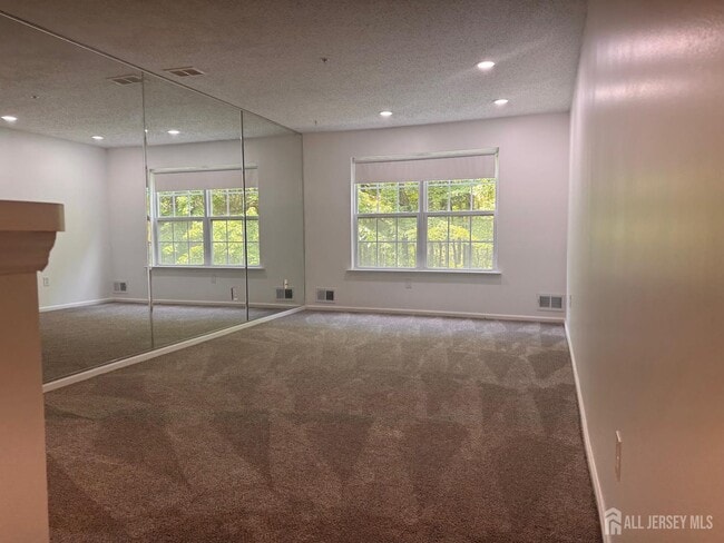 Building Photo - 207 Prestwick Way