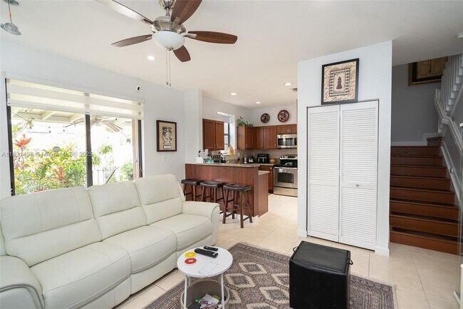Primary Photo - 23480 SW 113th Ave
