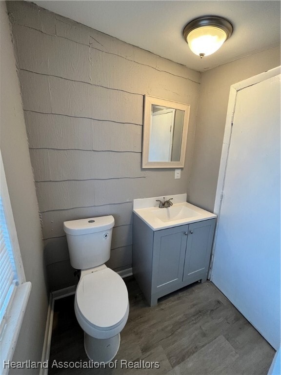 Building Photo - 1329 Memorial Dr