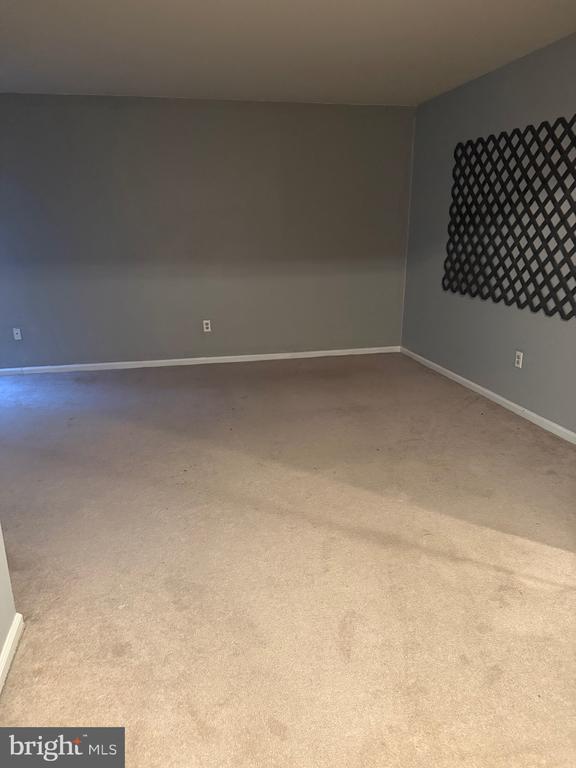 Building Photo - 803 Mountainview Dr