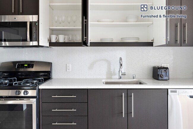 Building Photo - 299 Franklin St