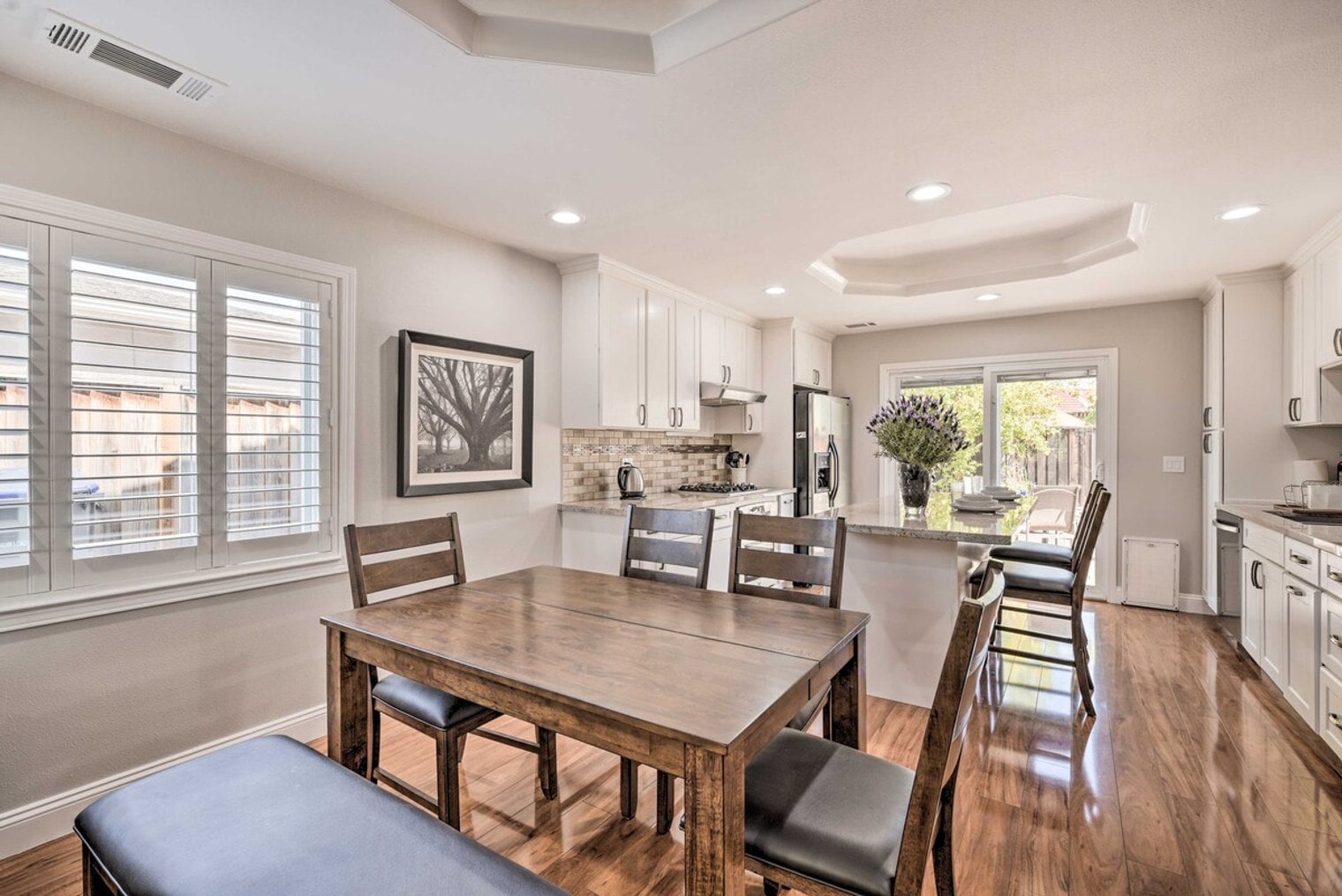 Building Photo - 3096 Dovela Way