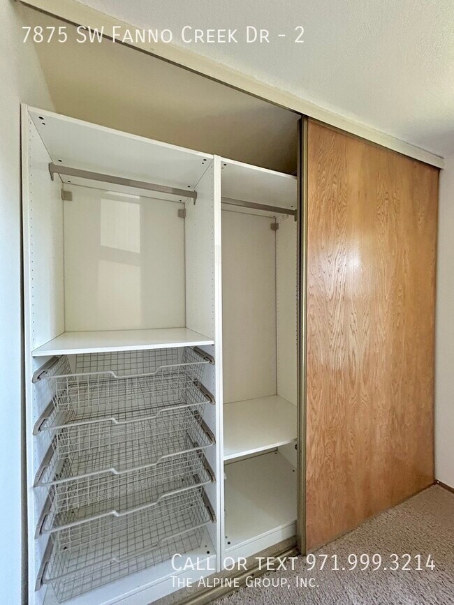 Building Photo - 7875 SW Fanno Creek Dr