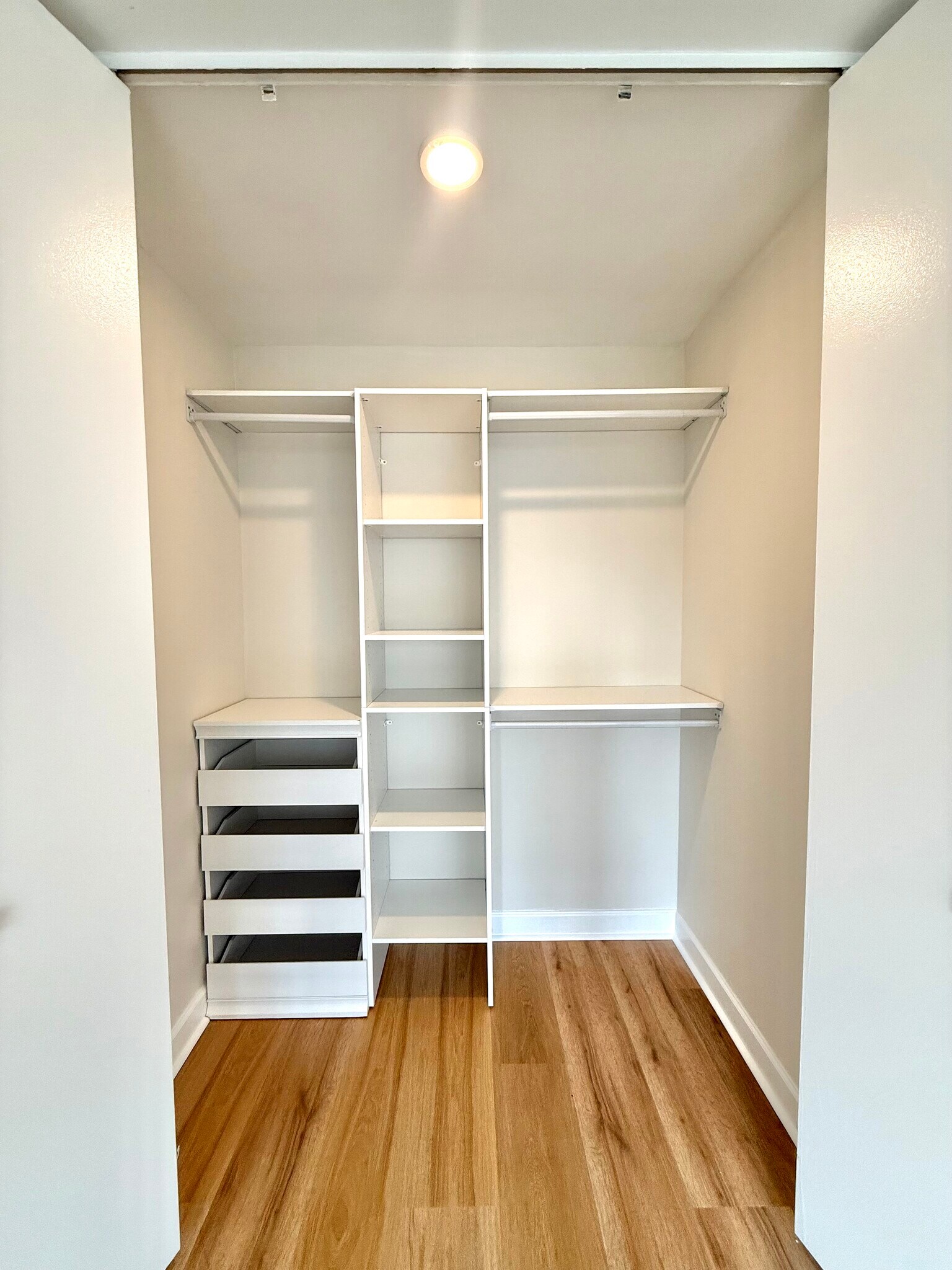 Building Photo - 405 N Wabash Ave