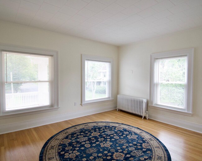 Building Photo - 409 S Melcher St