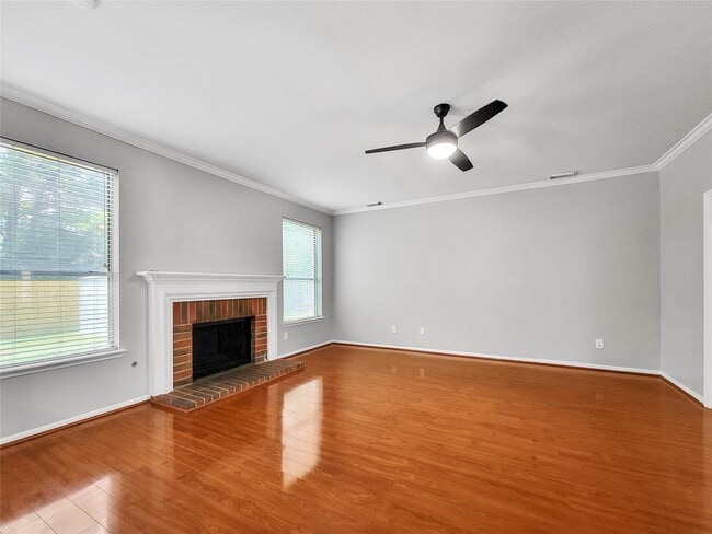 Building Photo - 7026 Blanco Pines Dr