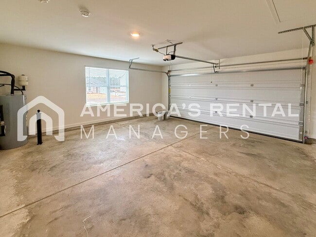 Building Photo - Spacious Single-Story Living in Vance, AL! View with 48 Hours Notice! REDUCED PRICE!  DEPOSIT PEN...