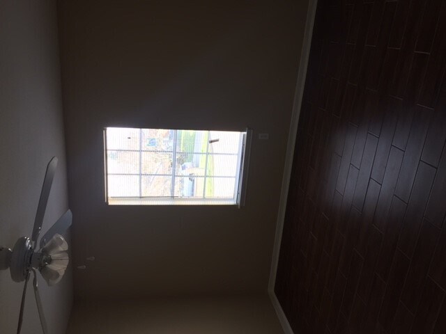 Building Photo - Beautiful Townhome for Rent