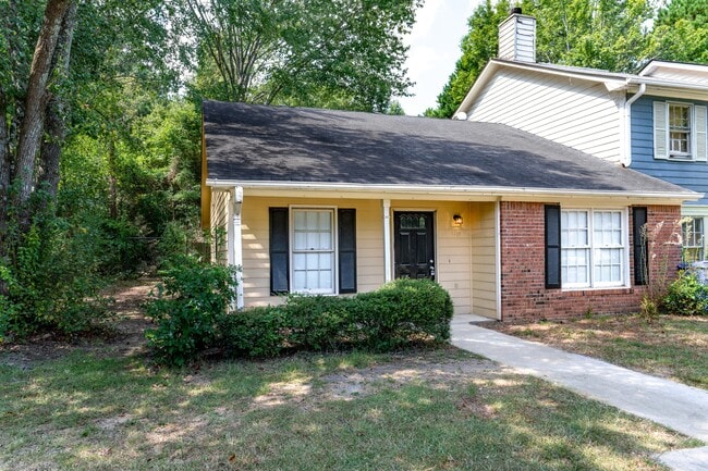 Building Photo - 1704 Hunting Creek Dr SE