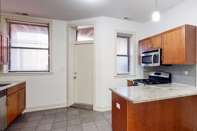 Floorplan - 5234-5244 S. Ingleside Avenue