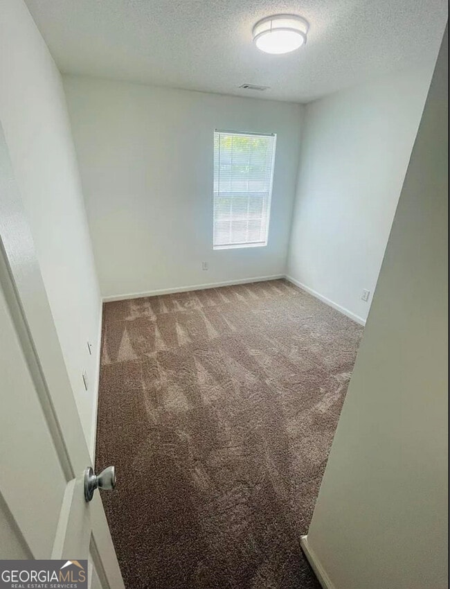 Building Photo - 8490 Oakley Cir