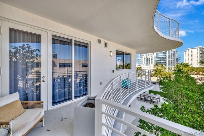 Building Photo - 612 Bayshore Dr