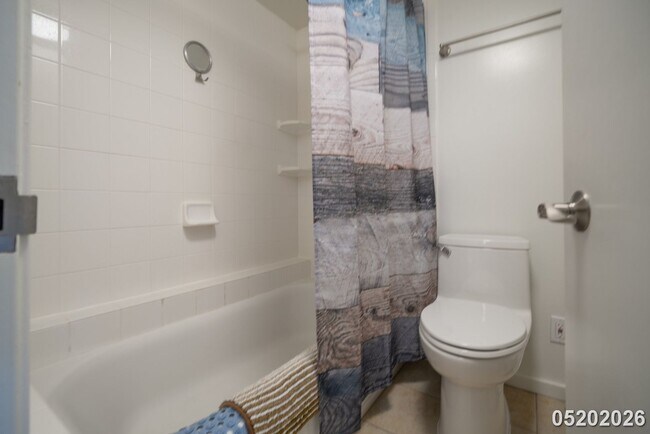 Building Photo - $4000 l 2 Bedrooms | 2 Bathrooms | STUNNING VIEWS/ RESORT STYLE LIVING