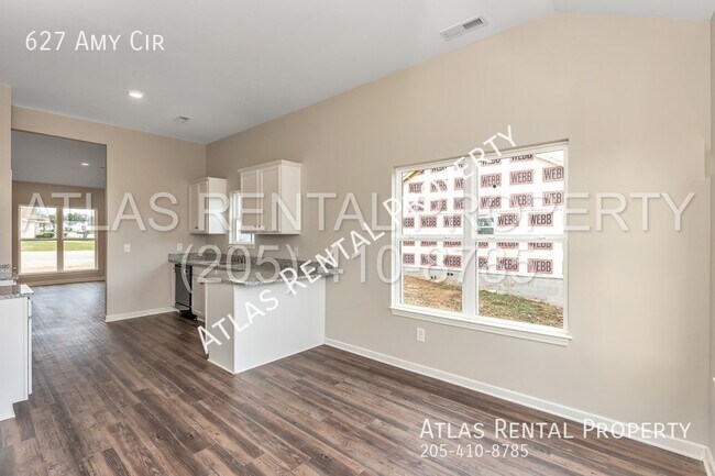 Building Photo - 627 Amy Circle Tuscaloosa, AL 35404