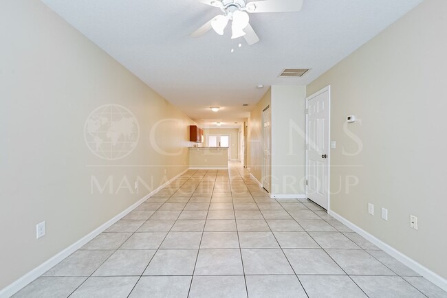 Building Photo - Charming 3-Bedroom Home Just 3 Blocks from...