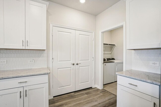 Building Photo - Spacious 4-Bedroom McKinney Home with Community Pool & Park