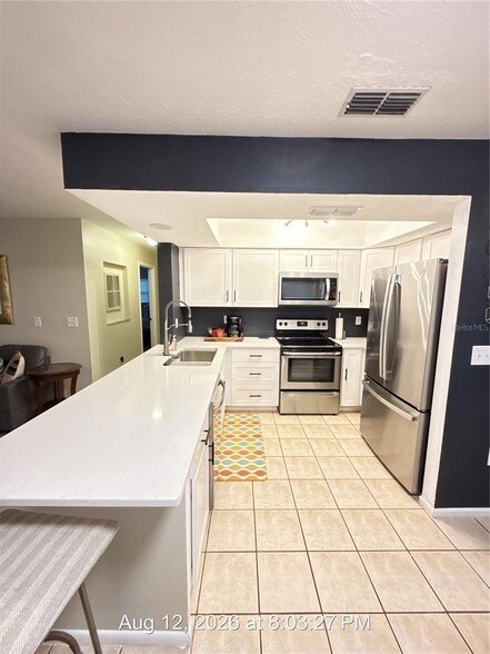 Building Photo - 1774 Mova St