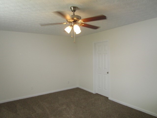 Building Photo - 134 Holly Mill Village Dr