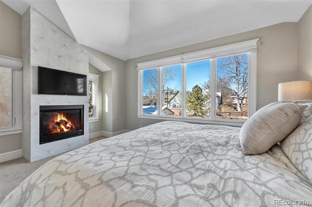 Building Photo - 423 S Humboldt St