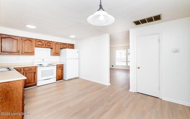 Building Photo - 2428 Weber Ln