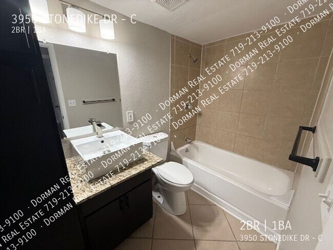 Building Photo - 3950 Stonedike Dr